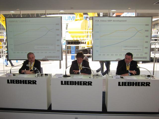 liebherr_pk_baumachina_2010.jpg