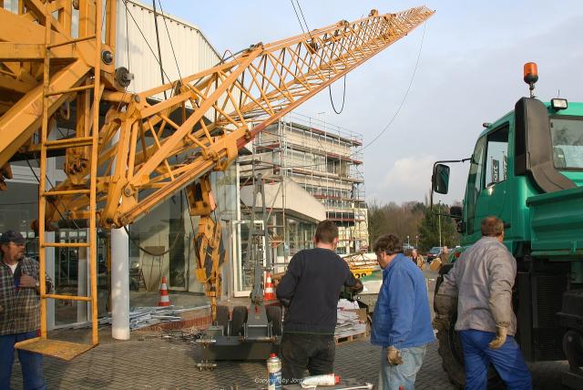 _Liebherr_71_K_bei_Beresa_26._November_2010_048.jpg