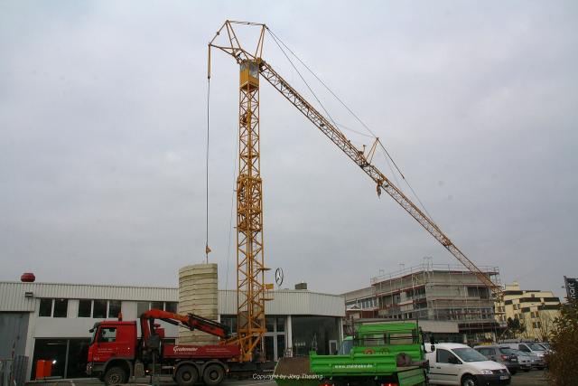 _Liebherr_71_K_bei_Beresa_26._November_2010_070.jpg