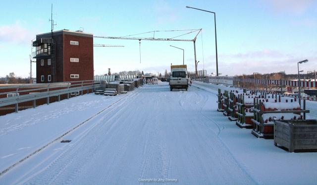 _Schellenbergbr_cke_15._Dezember_2010.jpg