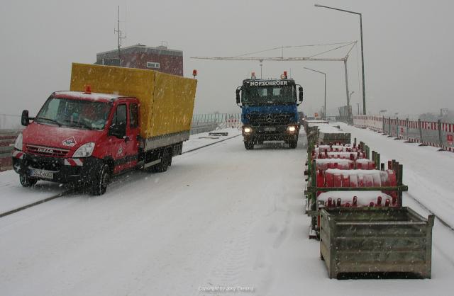 _Schellenbergbr_cke_16._Dezember_2010.jpg