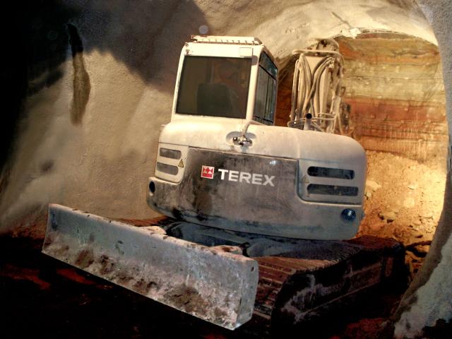 terex_schaeff_tc125_fraese_1.jpg