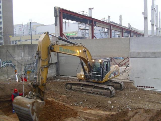 Hochbau_08__Cat_325D_LN.JPG