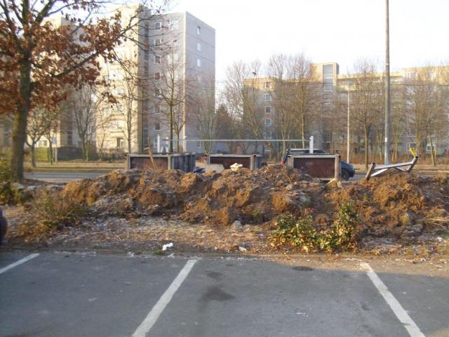 Hochbau_20__zweites_Bauschild_Laatzen_Arkaden.JPG