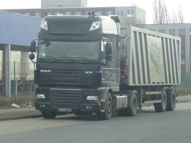 DAF_XF_105__09.03.2011__Bild_01.JPG