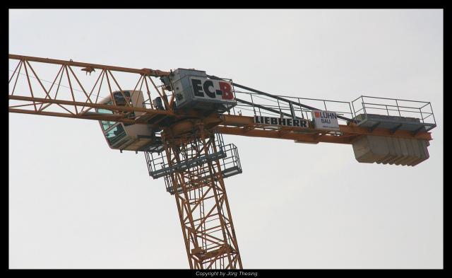 _Liebherr_110_EC_B_M_rz_2011_Uni_Osnabr_ck__4_.jpg