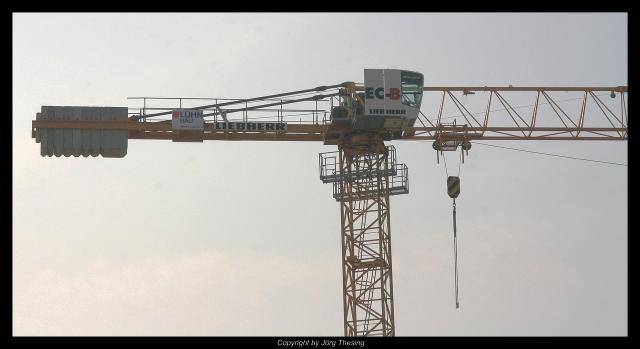 _Liebherr_110_EC_B_M_rz_2011_Uni_Osnabr_ck__8_.jpg