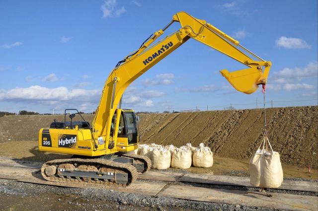 komatsu_hybridraupenbagger_hb205_1.jpg