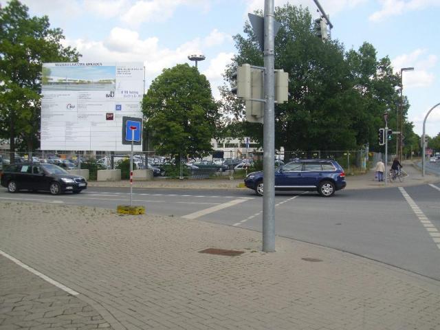 11__Parkplatz_P3_komplett_eingez_unt.JPG