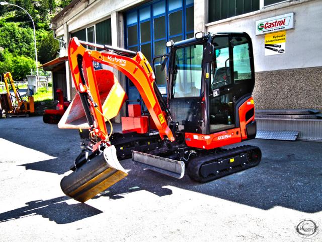 kubota_kx019_4.jpg