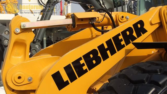 Liebherr_Bauma_China_2010__26.jpg