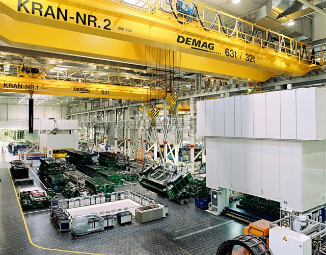 Demag_Cranes_Terex_Volkswagen.jpg