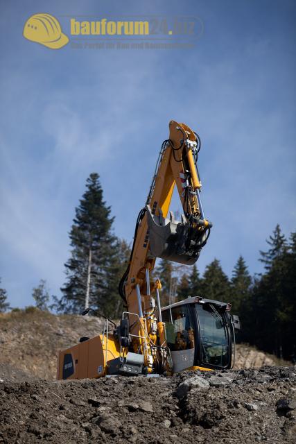 40_Liebherr_Wertach2011.JPG