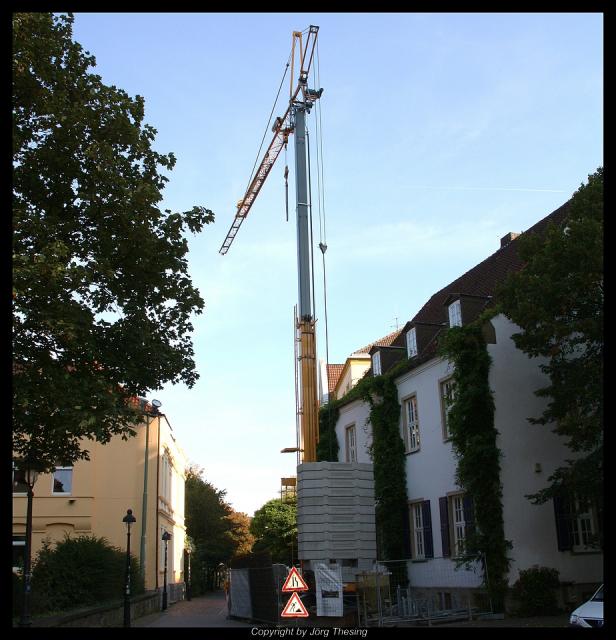 _Liebherr_32_TT_Oktober_2011__1_.jpg