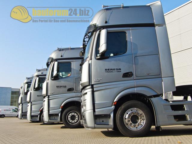 36_Mercedes_Actros_2011.JPG