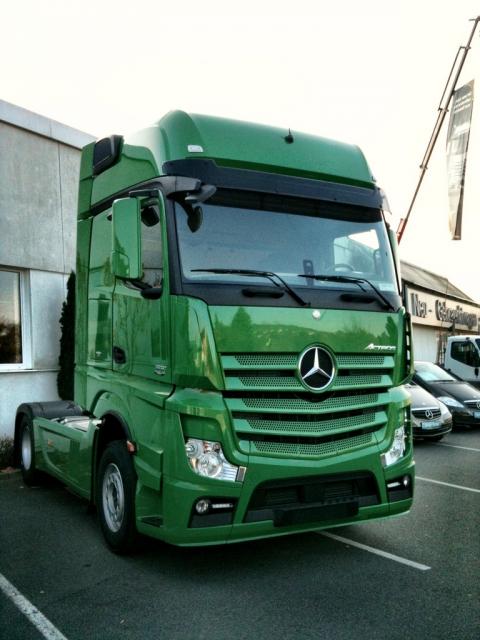 Actros_4.JPG