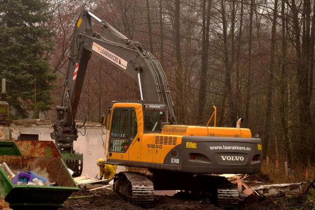 Volvo_EC_240_B_Laarakkers___3__1.JPG