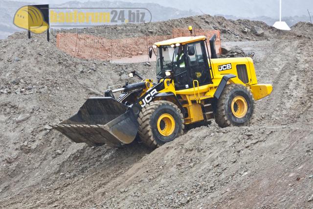 jcb_pressekonferenz_2012_27.jpg