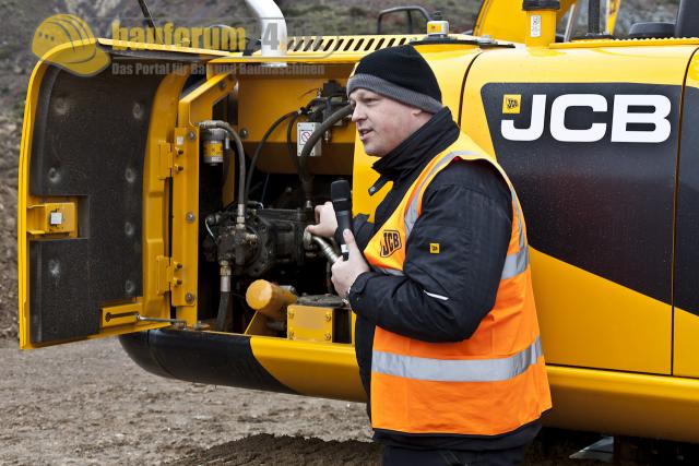 jcb_pressekonferenz_2012_50.jpg