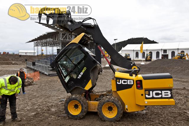 jcb_pressekonferenz_2012_60.jpg