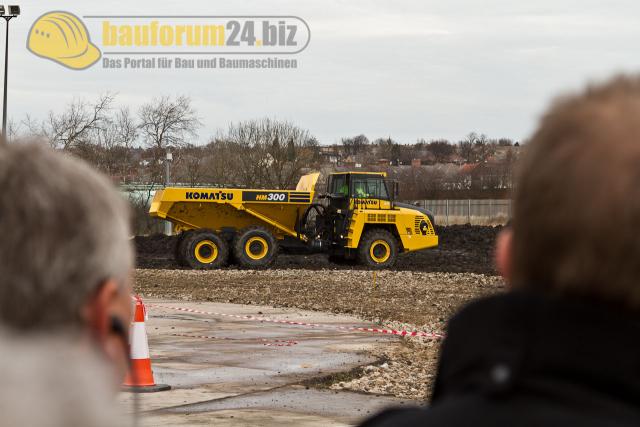 komatsu_uk_new_castle_2012_108.jpg