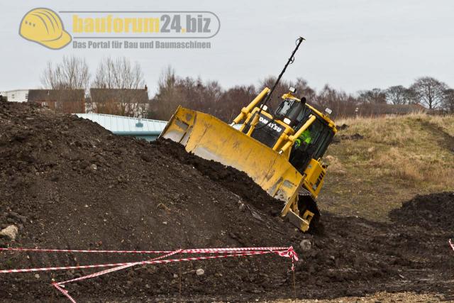 komatsu_uk_new_castle_2012_114.jpg