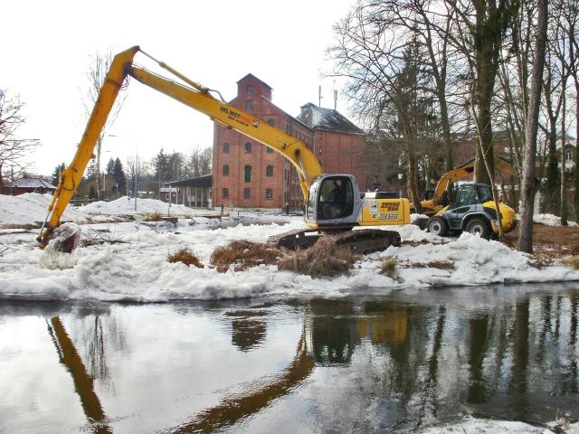 HKL_Einsatz_Deich_Elde.jpg