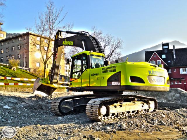 volvo_ec290c_11.jpg