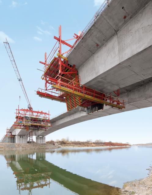 05_Tarnow_Bridge_Poland_300cmyk.jpg