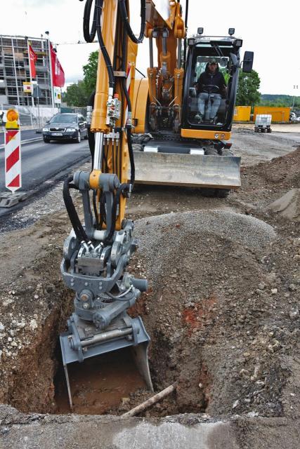 LIKUFIX_Schnellwechsler_am_Liebherr_A918_Compact_Litronic_Mobilbagger.jpg