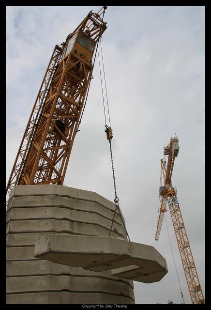 _Liebherr_71_K_Uni_Osnabr_ck_Juni_2012__19_.jpg