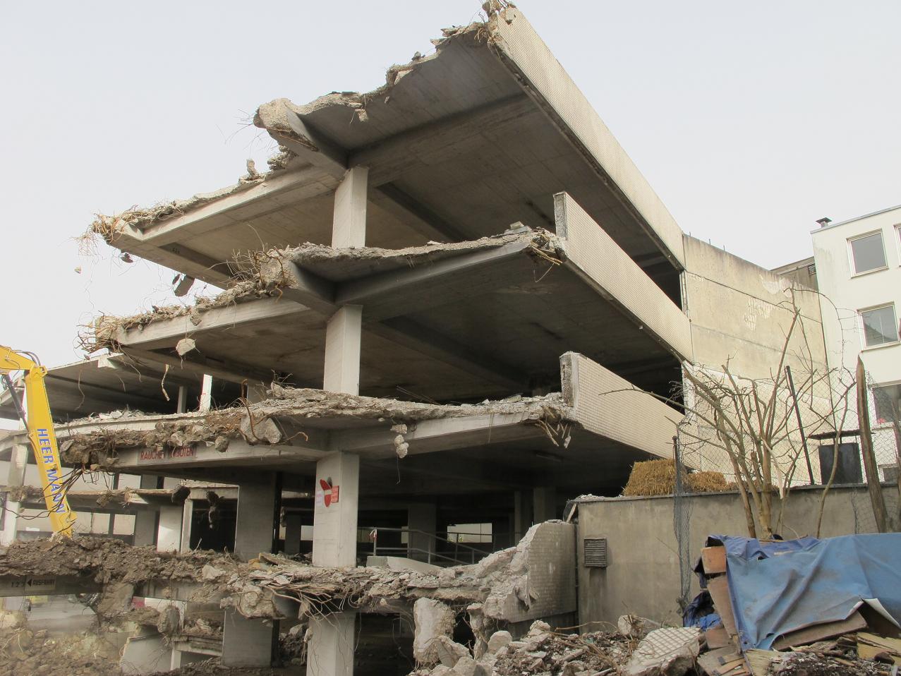 Abbruch Parkhaus Essen - Seite 16 - Abbruch & Rückbau - Baumaschinen ...