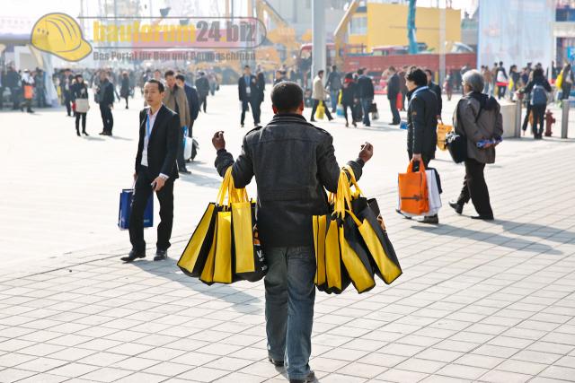 bauma_China_Shanghai_2012__63.jpg