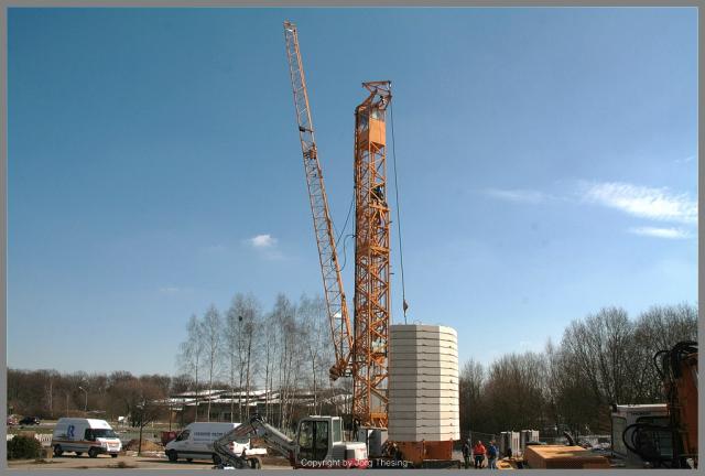 _Liebherr_71_K_Osnabr_ck__M_rz_2013__28_.jpg