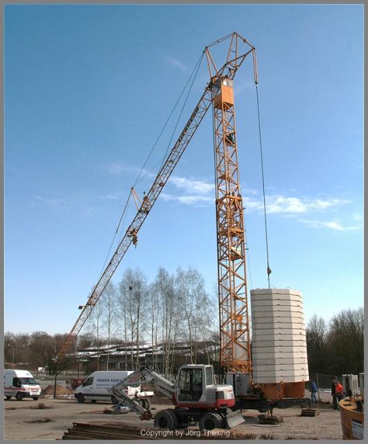 _Liebherr_71_K_Osnabr_ck__M_rz_2013__33_.jpg