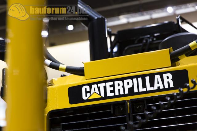 Bauma_2013_Caterpillar_2.jpg