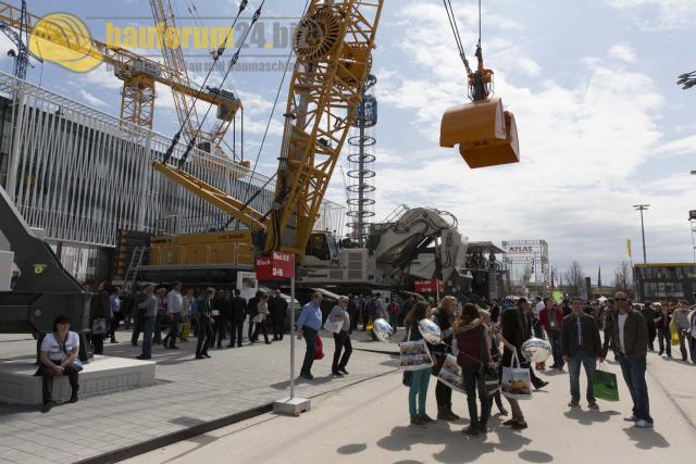 Bauma_2013_Liebherr_4.jpg