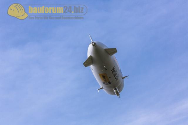 Zeppelin_Flueg_Bauma_2013_25.jpg