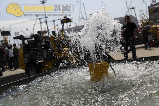 Wacker_Neuson_Bauma_2013_33.jpg