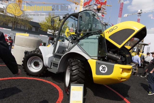 Wacker_Neuson_Bauma_2013_43.jpg