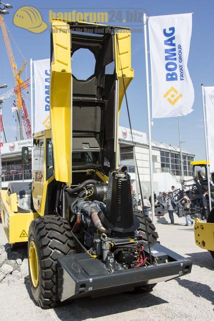 Bomag_Bauma_2013_7.jpg