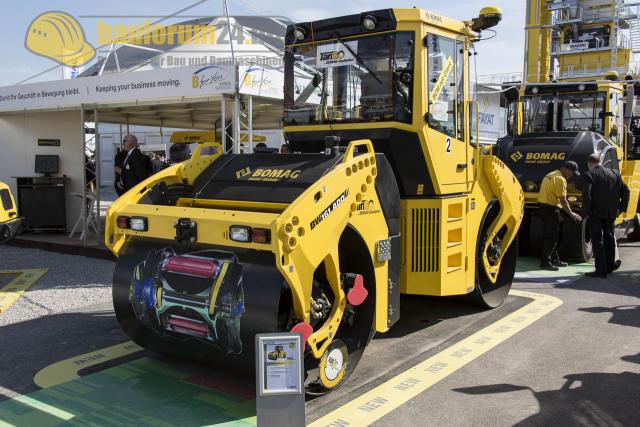 Bomag_Bauma_2013_12.jpg