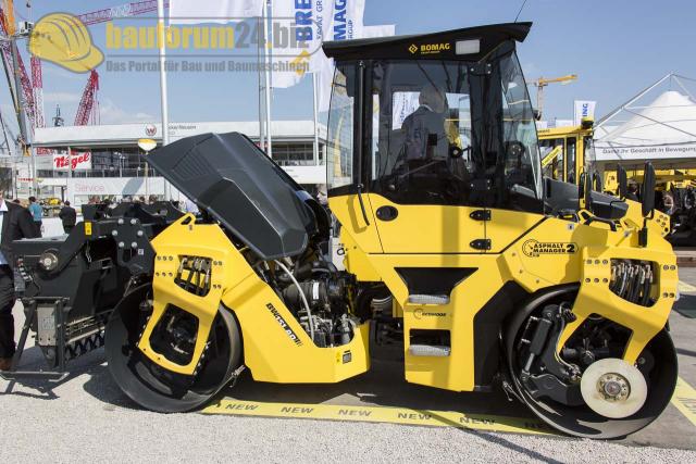 Bomag_Bauma_2013_13.jpg