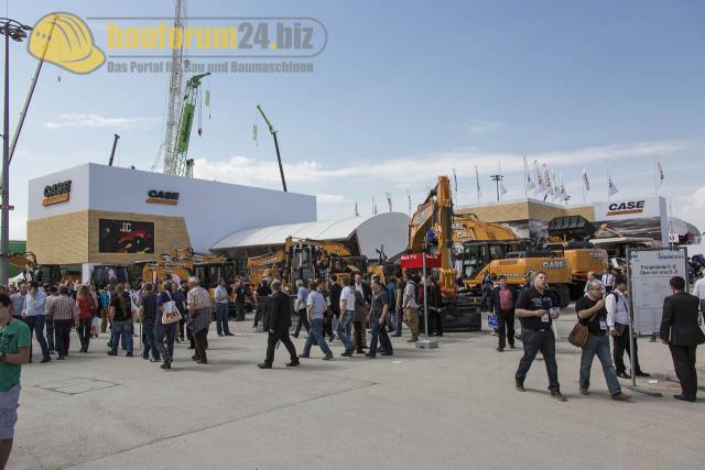 Case_Bauma_2013_2.jpg