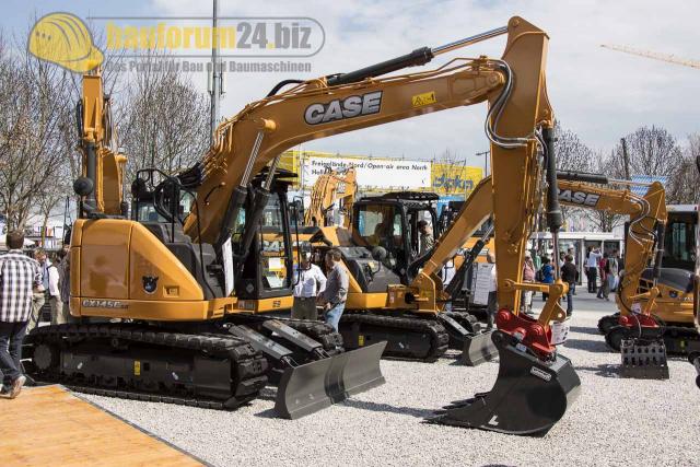 Case_Bauma_2013_3.jpg