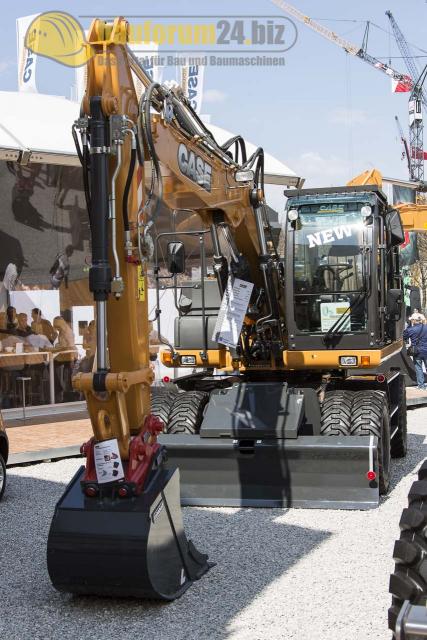 Case_Bauma_2013_8.jpg