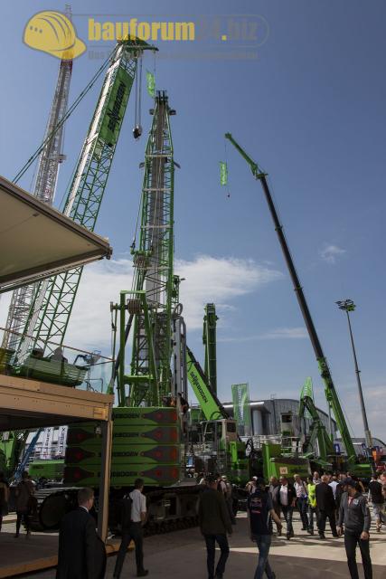 Sennebogen_Bauma_2013_2.jpg