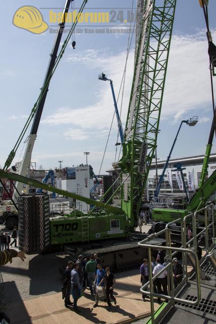 Sennebogen_Bauma_2013_3.jpg