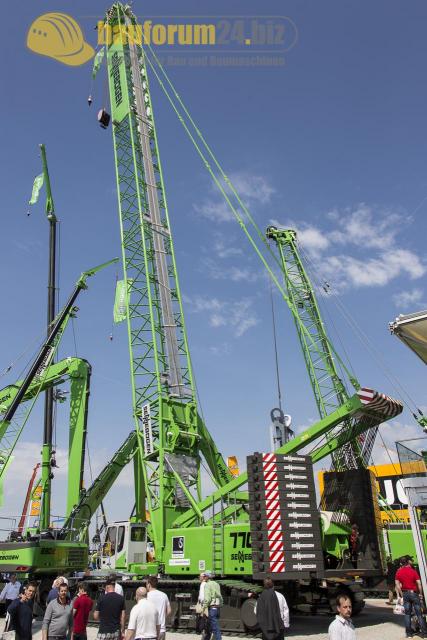 Sennebogen_Bauma_2013_9.jpg