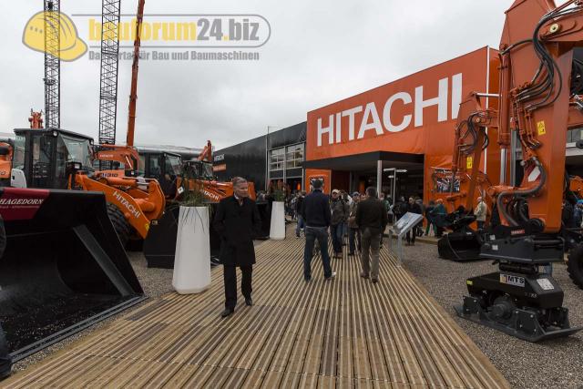 Hitachi_Bauma_2013_0.jpg